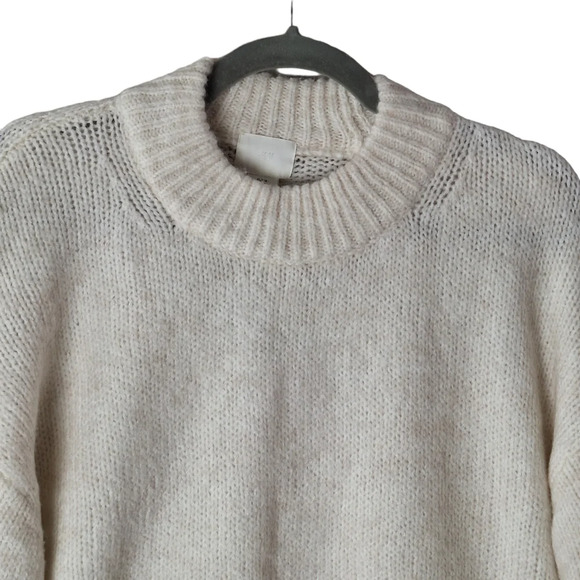 H&M Medium Wool Alpaca Blend Long Sleeve Mock-Neck Oversized Sweater - Picture 3 of 11